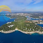 Zeljko 34 * Пула