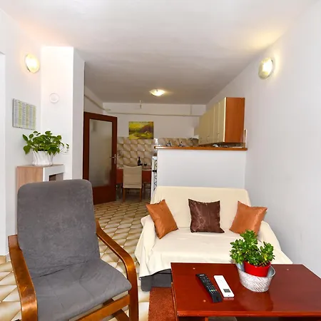 Zeljko 34 Apartment *