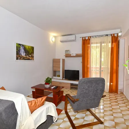 Zeljko 34 Apartamento *