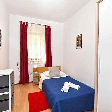 Zeljko 34 Apartamento *